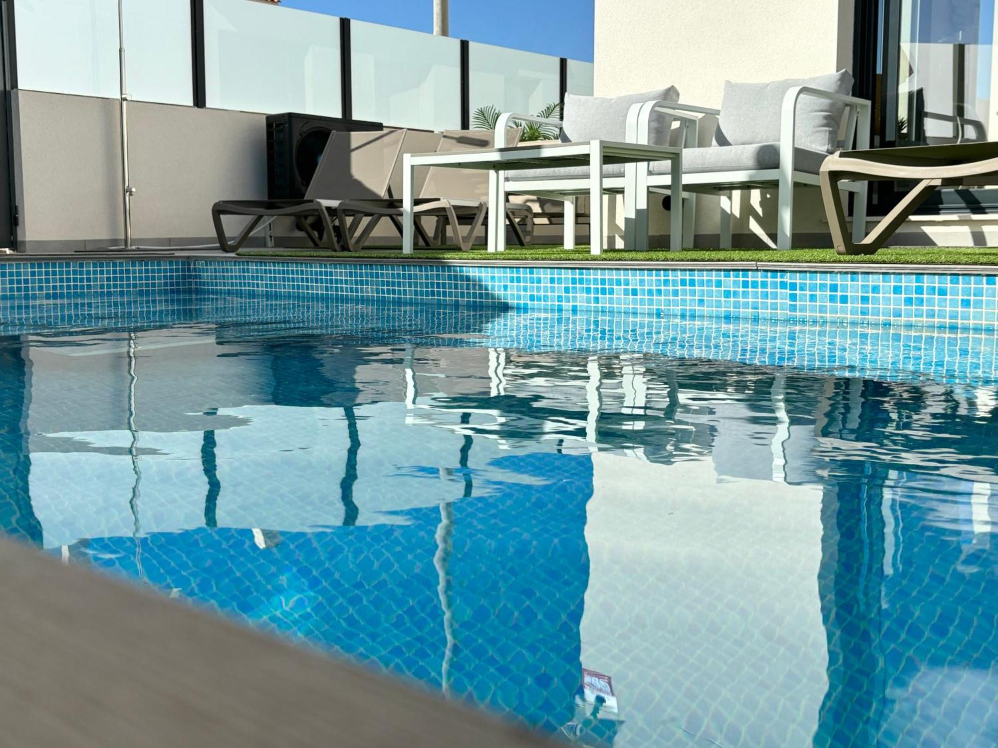 Casa Blu Blu - Your With Pool Near The Beach!